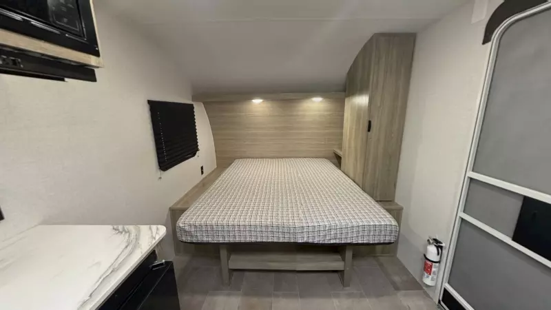 162 Floorplan Main Room